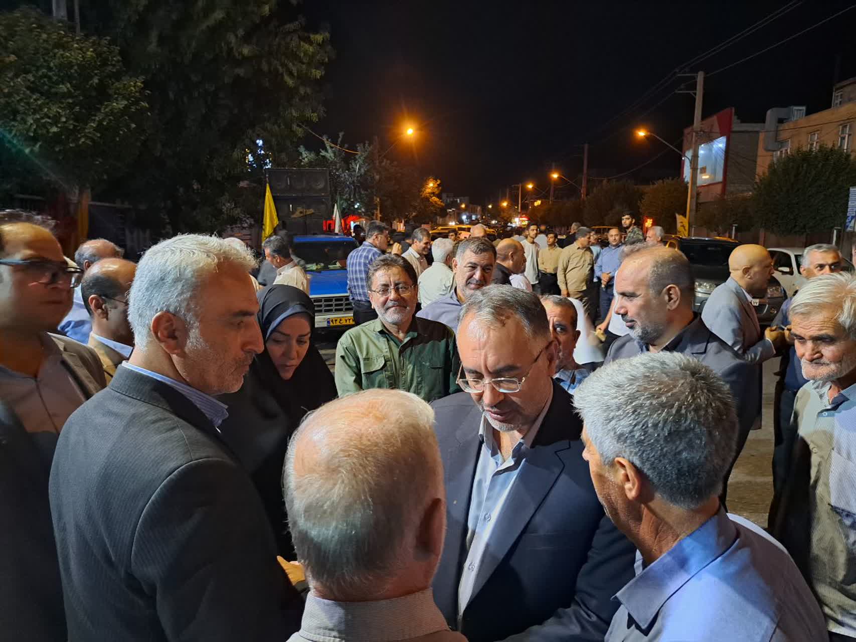 معاون سیاسی استاندار آذربایجان‌غربی پاسخگوی مطالبات مردم در رزمگاه شبانه