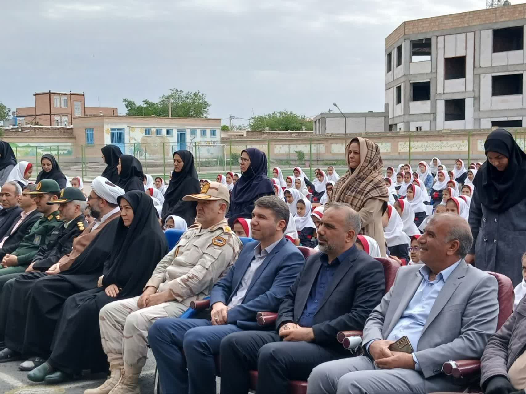 پیشرفت و توسعه هر جامعهای در گرو ارتقاء کیفیت آموزش است
