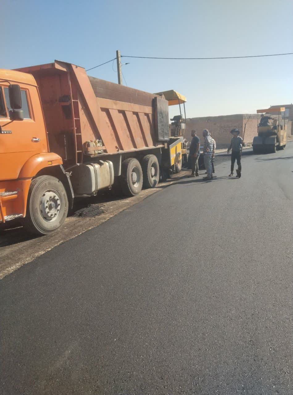 پیشرفت چشمگیر پروژه‌های عمرانی در پلدشت؛ اتمام آسفالت‌ریزی روستای شیبلو