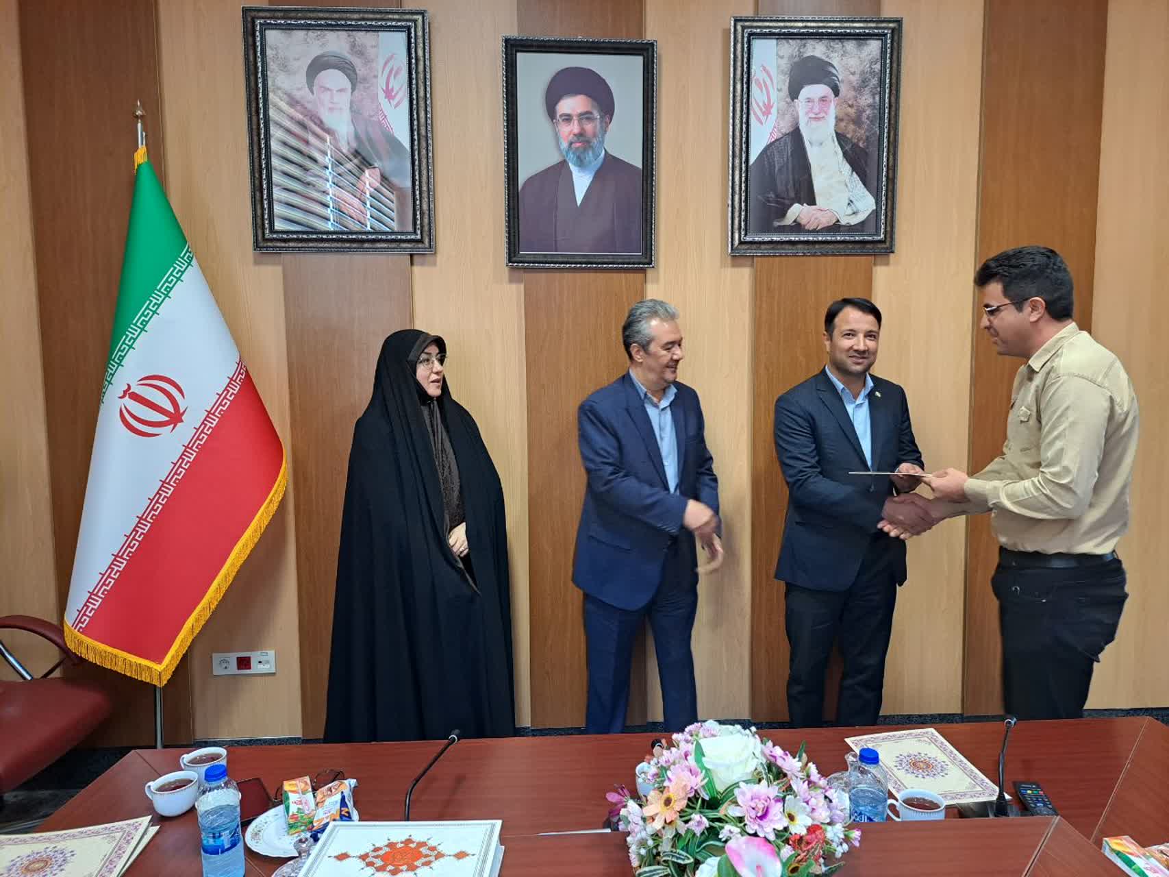 تجلیل فرماندار پلدشت از کارکنان و تلاشگران حوزه مرزی/ تأکید بر اهمیت وحدت و خدمترسانی صادقانه در مقابله با توطئههای دشمن