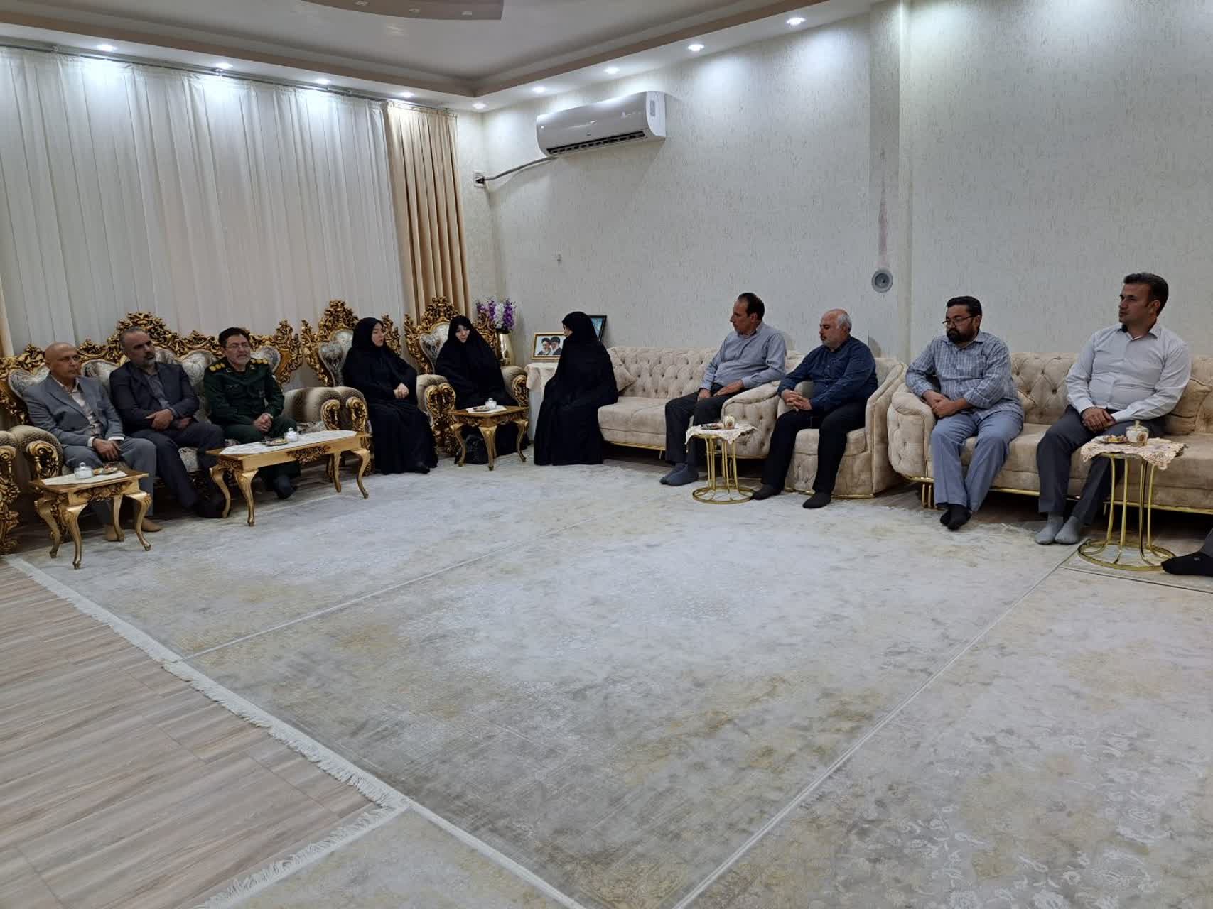 دیدار فرماندار پلدشت با همسر شهید والامقام مصطفی فردوسی مصرکانلو