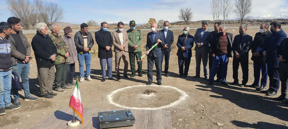 عملیات اجرایی ساخت دو آموزشگاه خیر ساز در شهرستان با حضور فرماندار پلدشت آغاز شد