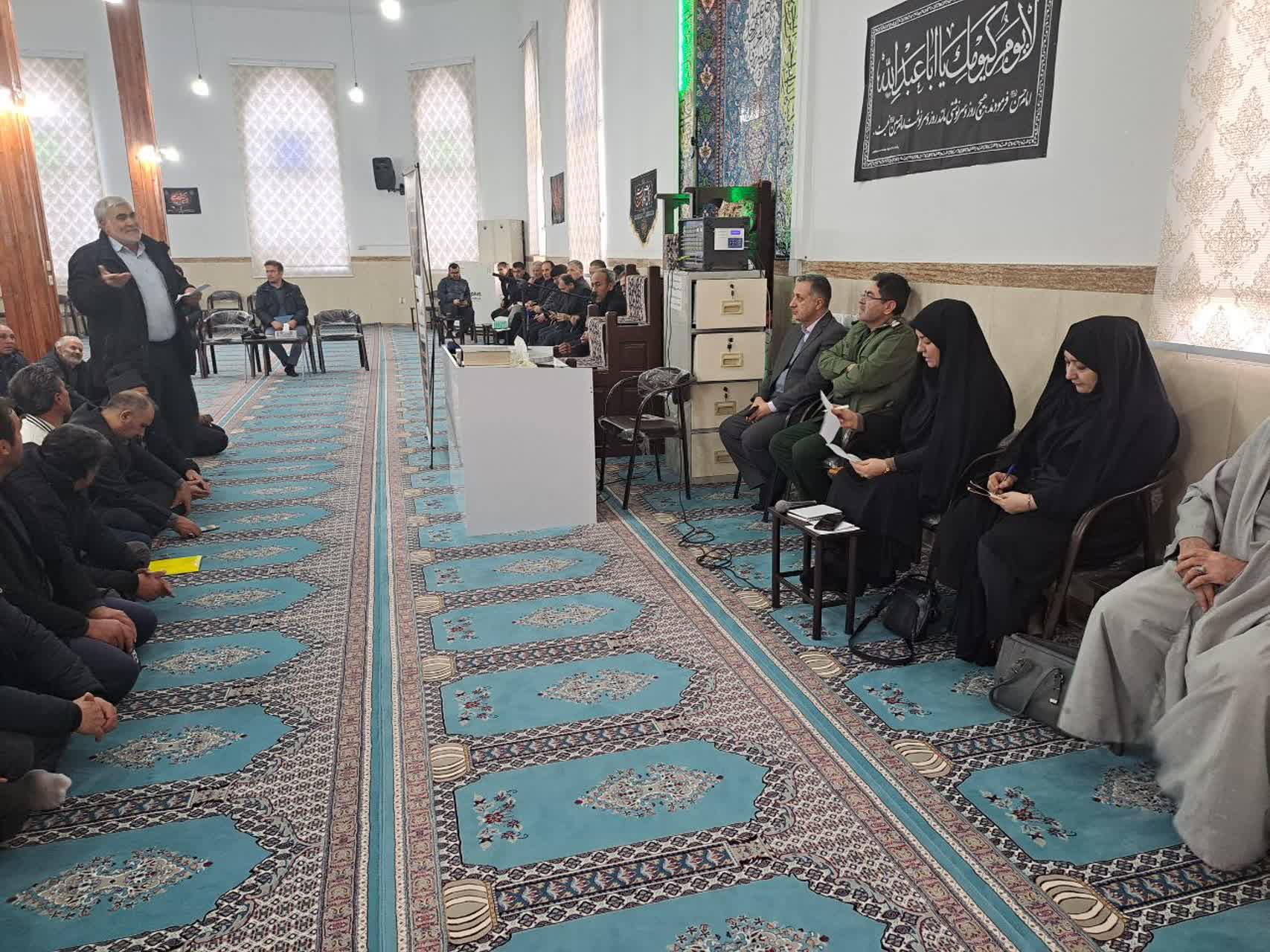 تشکیل شورای محله‌ محور با حضور فرماندار و مسئولان برای بررسی مستقیم مطالبات مردم