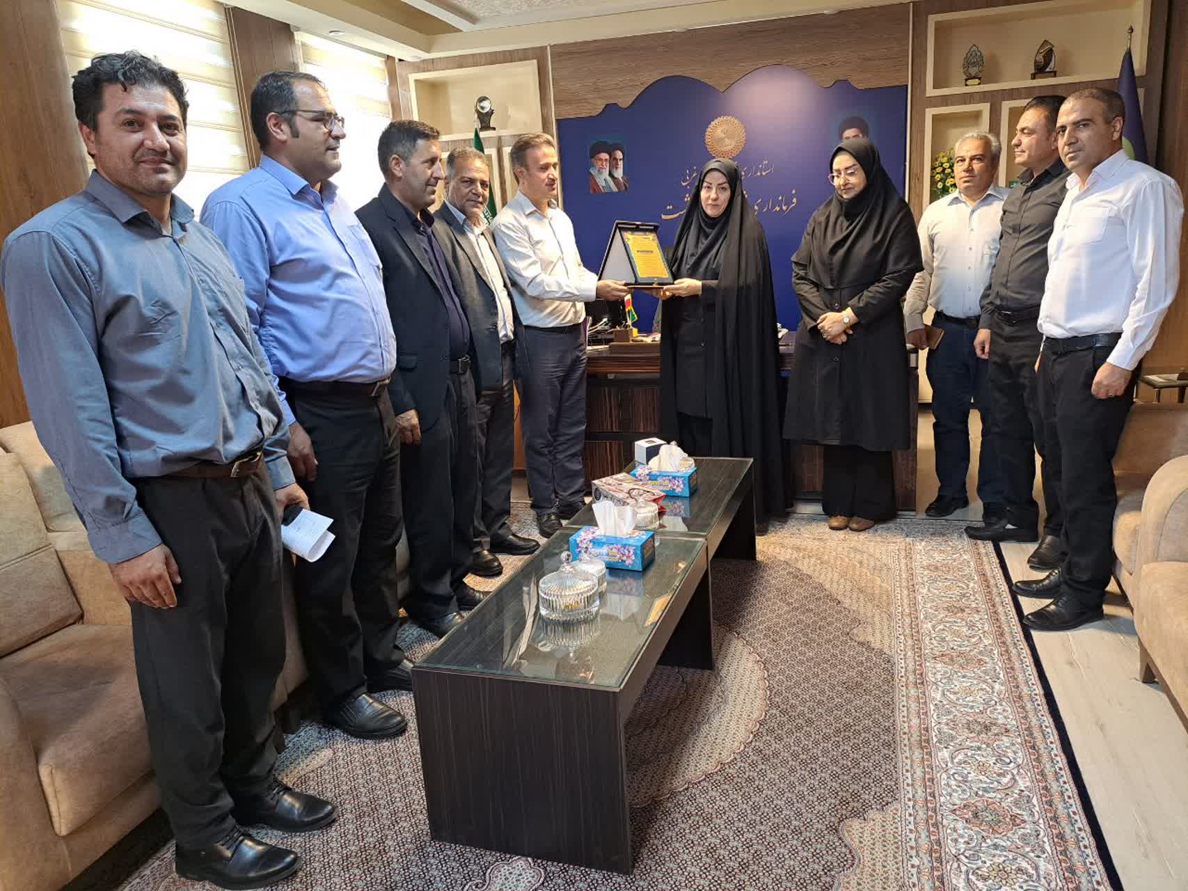 دیدار مدیر جهاد کشاورزی و رؤسای دستگاه‌های تابعه با فرماندار پلدشت به مناسبت هفته دولت