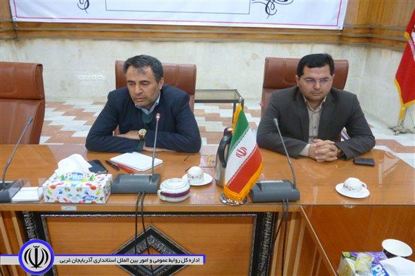 جلسه هماهنگی برنامه های هفته منابع طبیعی و درختکاری به ریاست صفری فرماندار پلدشت درمحل سالن اجتماعات فرمانداری تشکیل یافت .