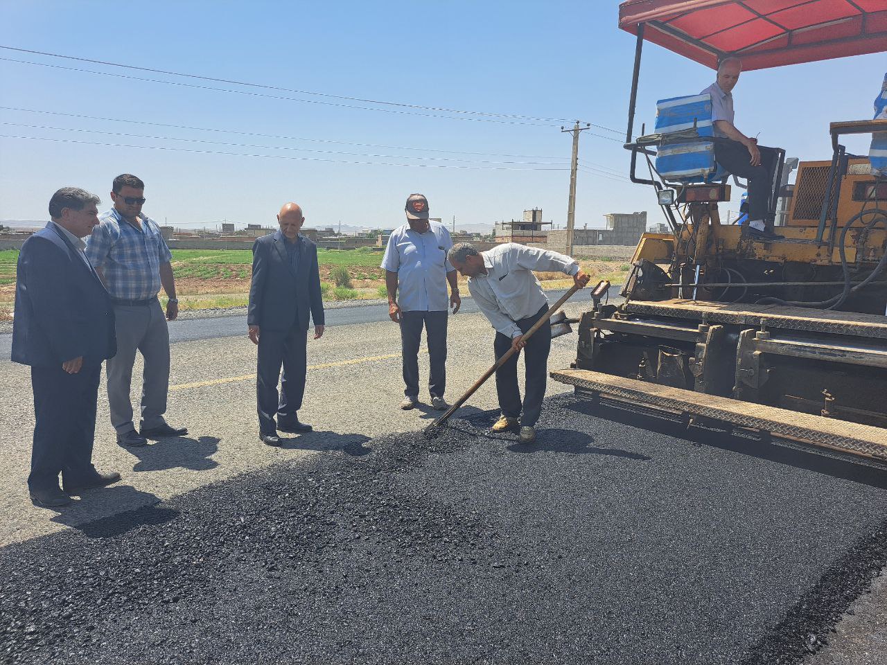 آغازعملیات آسفالت ریزی محور پلدشت به مرگنلر