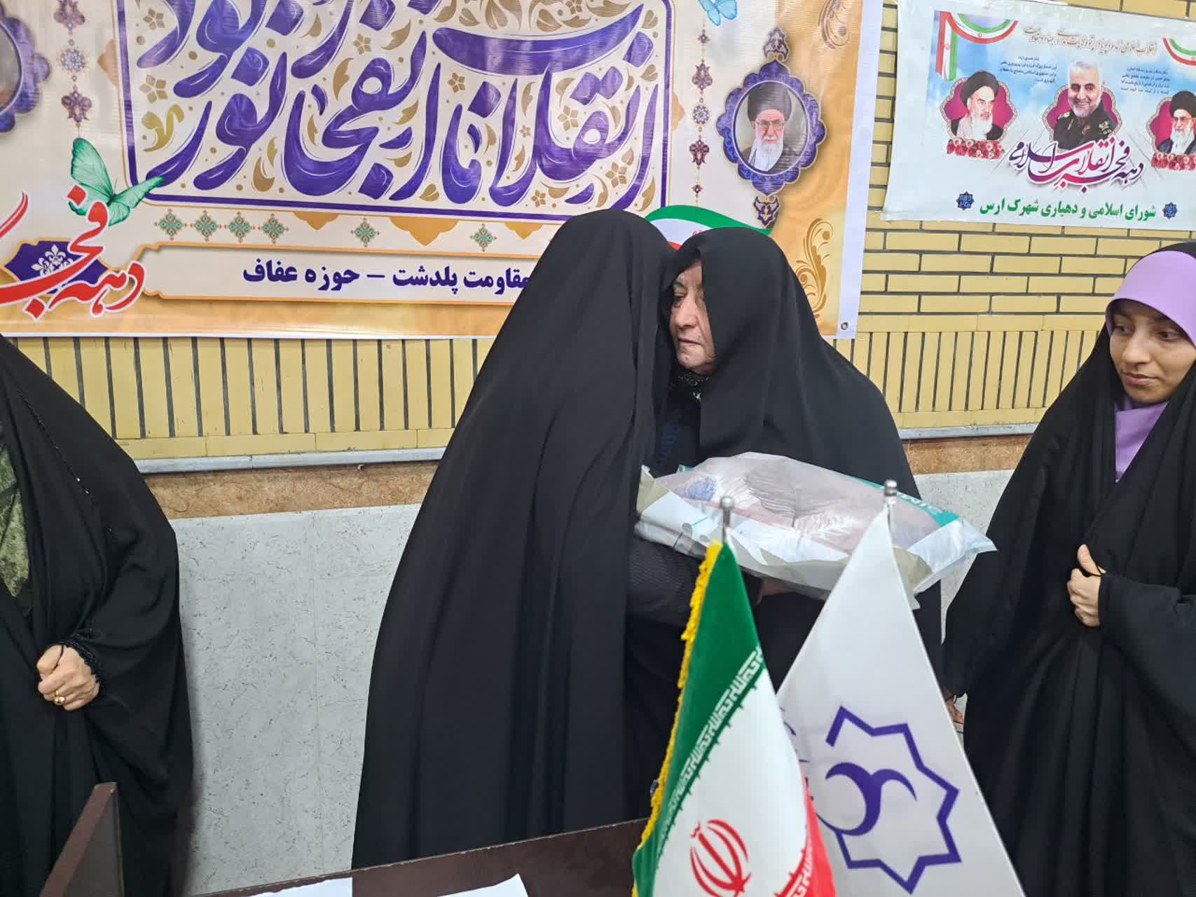 برگزاری جشن غذا همزمان با دهه مبارک فجر در بخش ارس شهرستان پلدشت