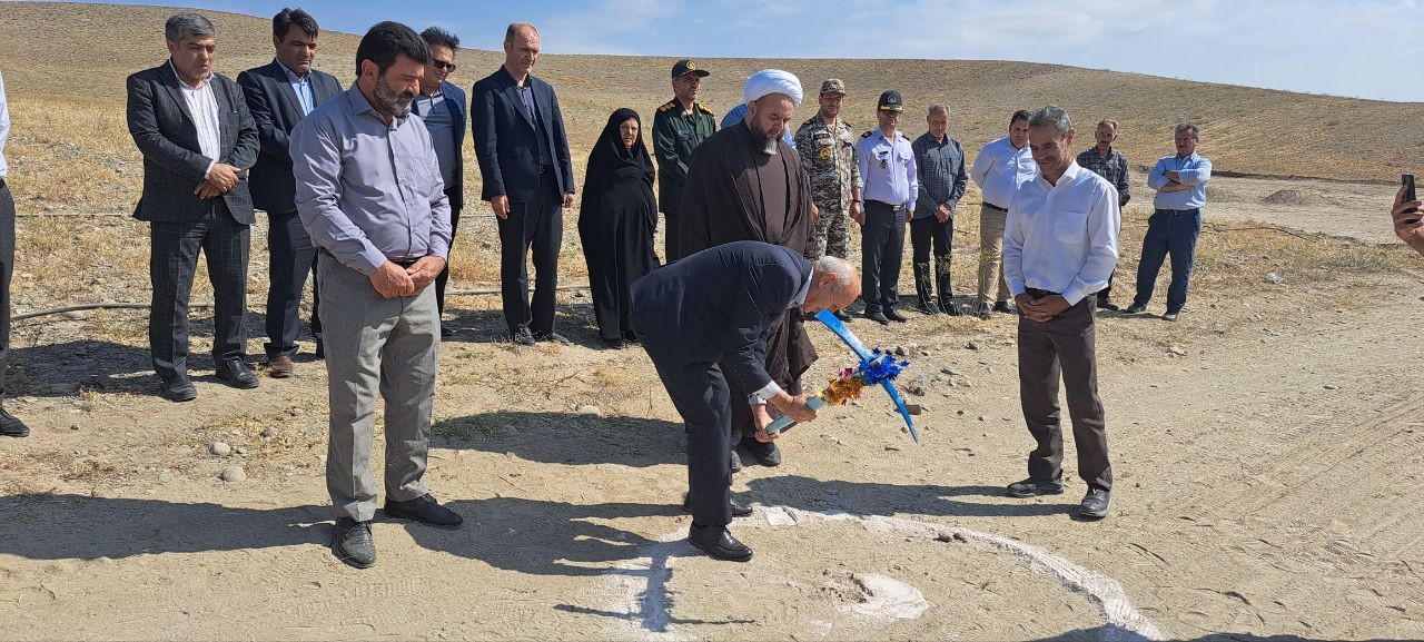 کلنگ زنی سالن ورزشی چند منظوره شهر نازک علیا از توابع بخش ارس شهرستان پلدشت