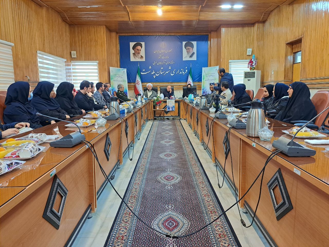 آیین تجلیل از پرستاران برگزیده شهرستان پلدشت برگزار شد