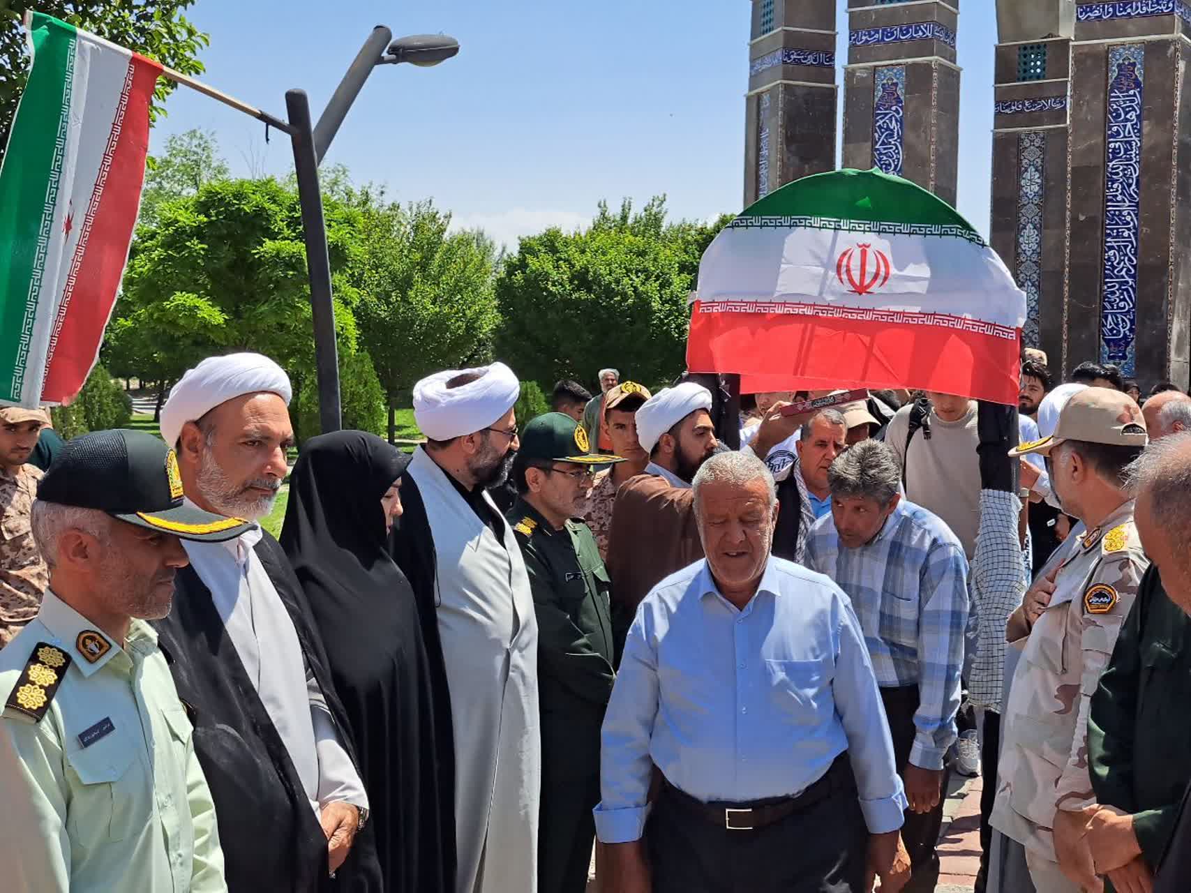 بدرقه و اعزام کاروان زیارتی مرقد مطهر حضرت امام خمینی( ره)