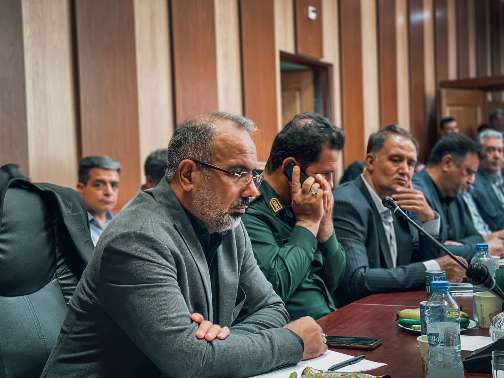بازدید معاون هماهنگی امور اقتصادی استاندار آذربایجان‌غربی از ظرفیت‌های اقتصادی پلدشت/ تاکید فرماندار بر ضرورت جهش تولید و رفع موانع سرمایه‌گذاری