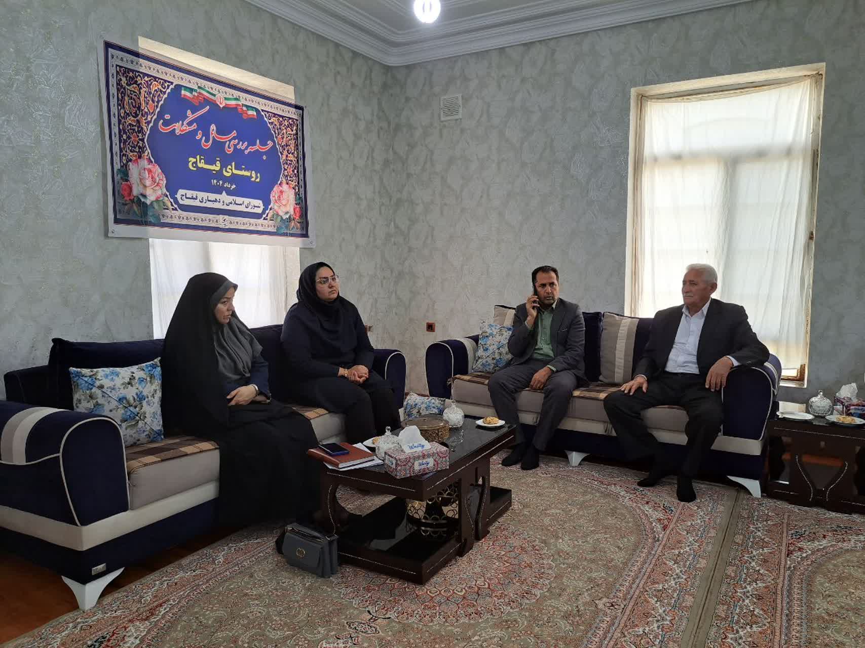 بررسی مشکلات روستای قیقاج با حضور فرماندار پلدشت