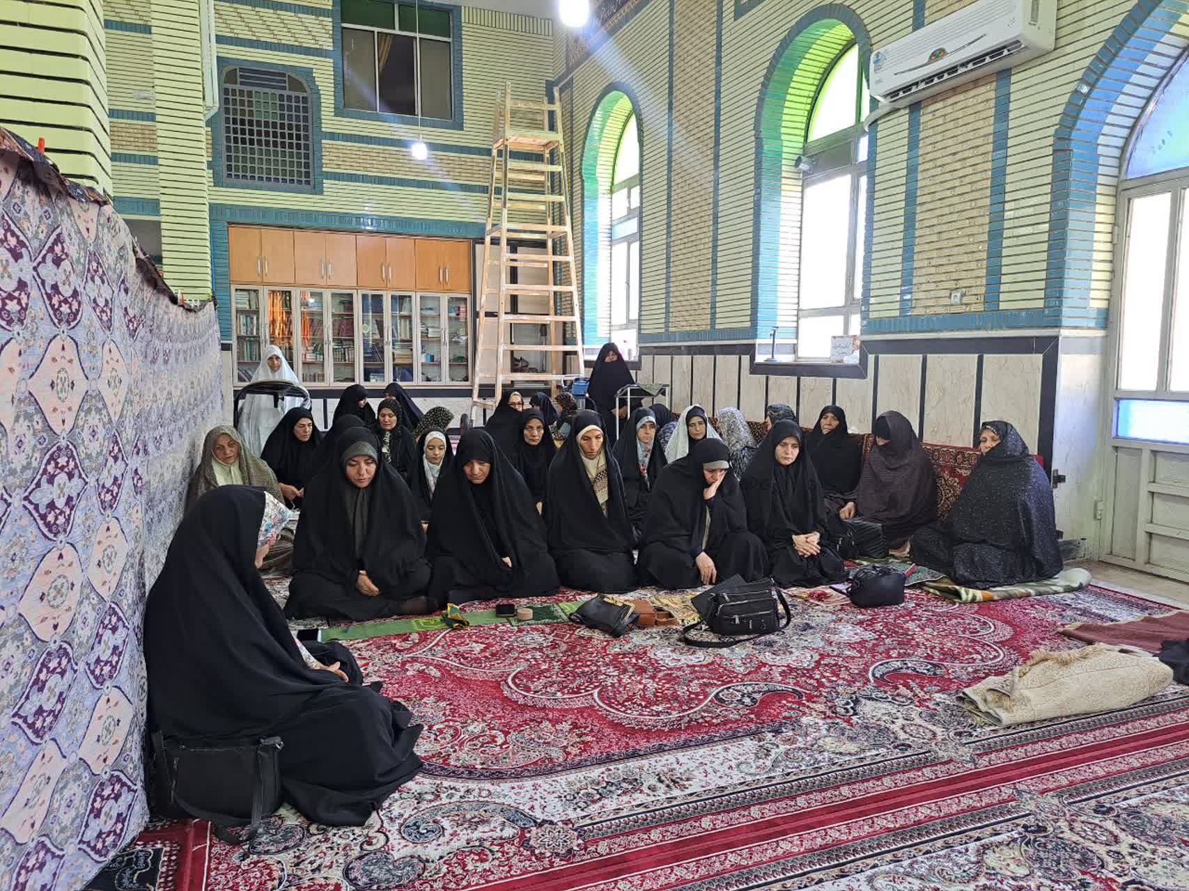 حضور جمعی از مسئولان کشوری، استانی، منطقهای و شهرستانی در آیین عبادی ـ سیاسی نماز جمعه پلدشت