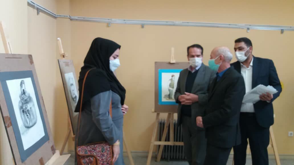 نمایشگاه خوشنویسی آثار هنرمند پلدشتی "امین شیرپور" و آثار طراحی و نقاشی خانم "حسن زاده " در سالن گالری مجتمع فرهنگی هنری بصیرت پلدشت برپا شد