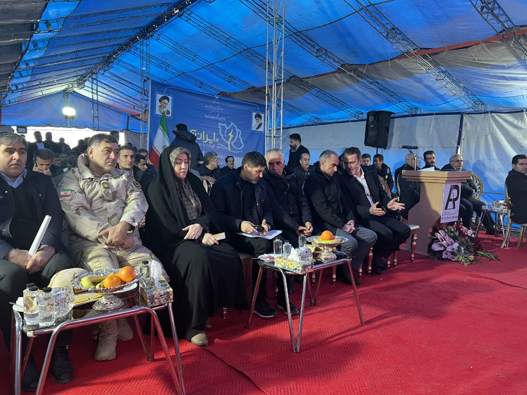 آغاز بهره‌برداری از نیروگاه خورشیدی پلدشت با دستور رئیس‌جمهور